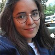 Étudiante donne cours particulier soutien scolaire Primaire